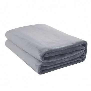 Recycled polyester blankets for an eco - conscious optionSuper Soft Micro Fleece Blankets Silver Recycled polyester blankets for an eco - conscious optionSuper Soft Micro Fleece Blankets Silver