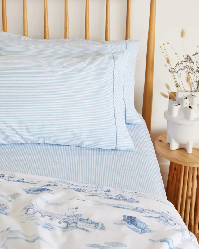 Silk blankets with a smooth and elegant touchFoxford Blue Ticking Fitted Sheet