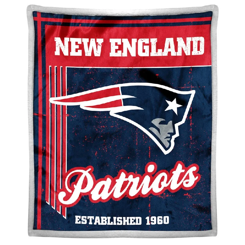 Fleece blankets for a cozy and plush textureThe Northwest Company NFL New England Patriots Mink Sherpa Throw Fleece blankets for a cozy and plush textureThe Northwest Company NFL New England Patriots Mink Sherpa Throw