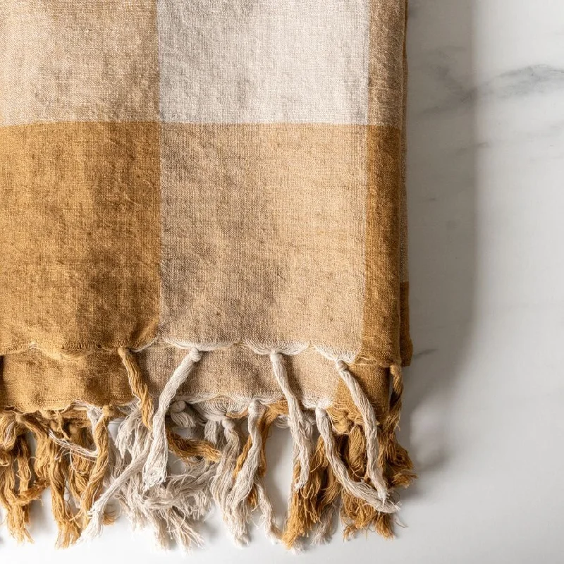 Cashmere blankets for ultimate softness and luxuryToffee Checkered Throw Blanket