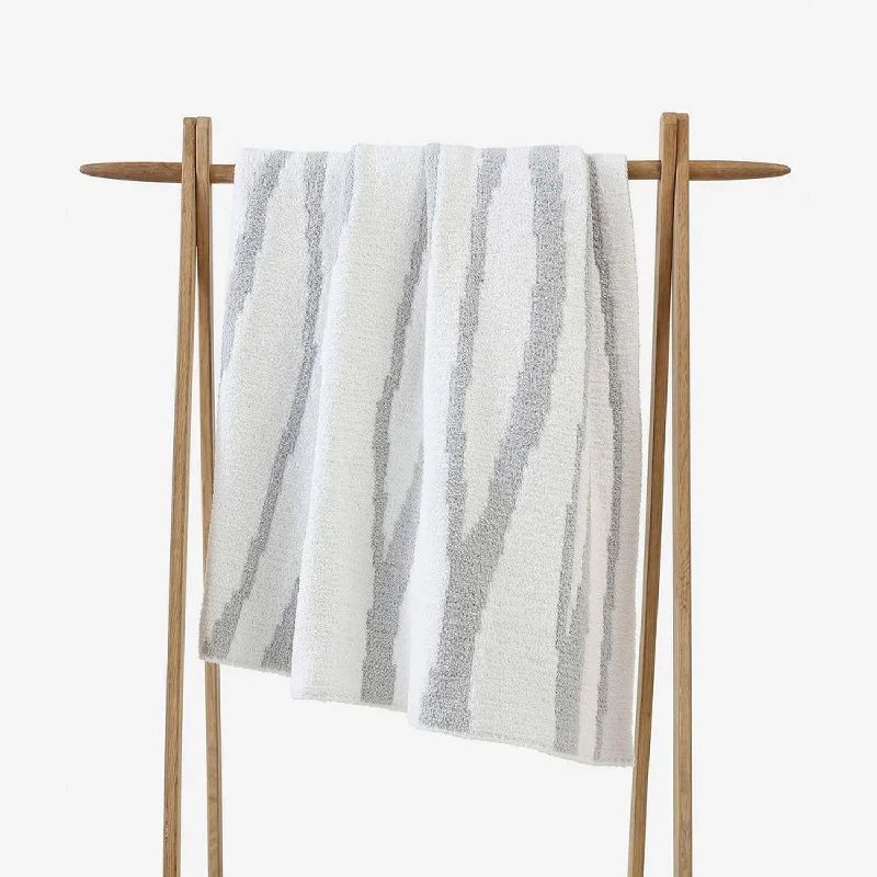 Fleece blankets for a cozy and plush textureSunday Citizen Soft Woodland Throw Blanket Fleece blankets for a cozy and plush textureSunday Citizen Soft Woodland Throw Blanket