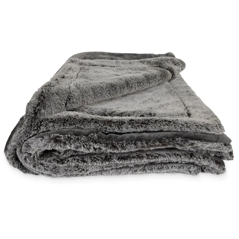 Linen blankets with a rustic and textured lookXL Chinchilla Throw Blanket