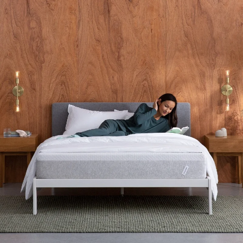 Latex mattresses with natural bounce and breathabilityThe Tuft & Needle Original Refresh Mattress in a Box Latex mattresses with natural bounce and breathabilityThe Tuft & Needle Original Refresh Mattress in a Box